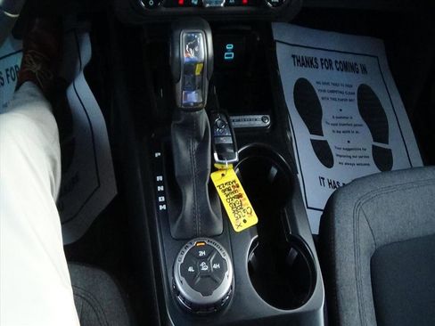 Used 2025 Ford Bronco Big Bend image 24