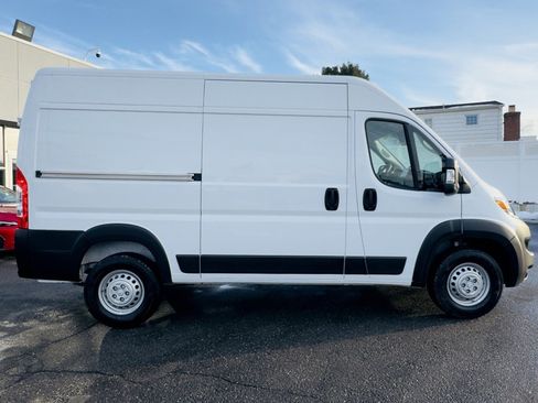 New 2025 RAM ProMaster 1500 image 10