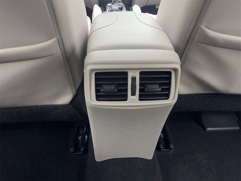 Used 2019 Nissan Rogue Sport SL w/ Premium Package image 70