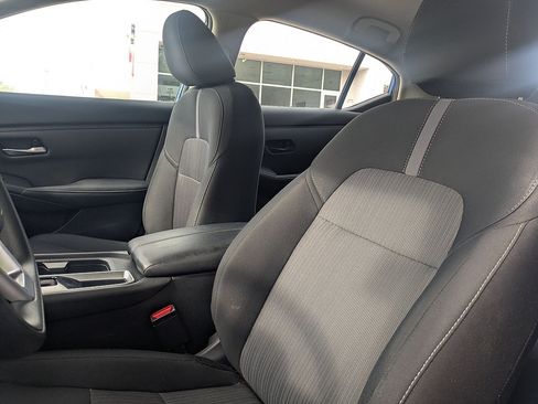 Used 2024 Nissan Sentra SV FWD image 14