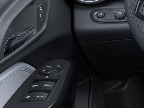 New 2026 Chevrolet Trax LT FWD image 24