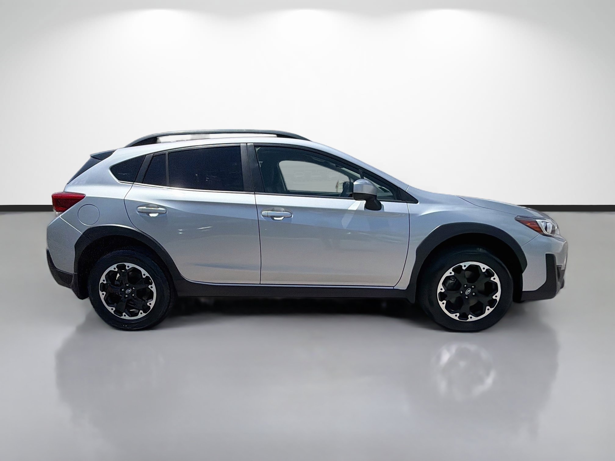 Used 2023 Subaru Crosstrek 2.0i Premium AWD/4WD image 4