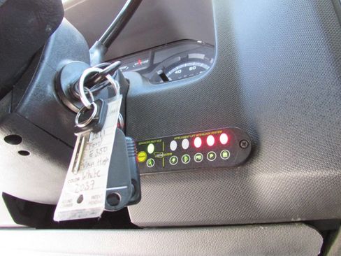 Used 2011 Ford E-350 and Econoline 350 Extended Super Duty w/ PWR Group image 45