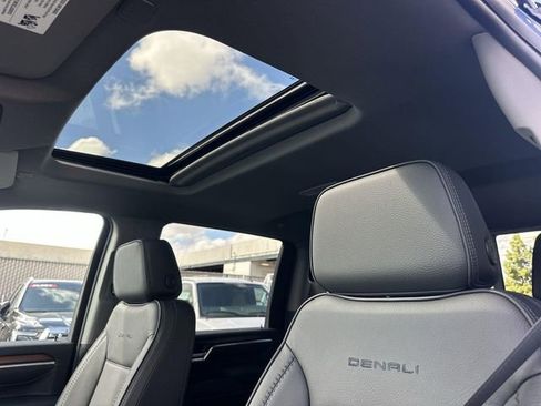 New 2026 GMC Sierra 2500 Denali w/ Denali Reserve Package AWD/4WD image 7