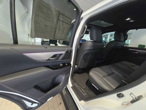 Used 2026 Lexus LX 700h F Sport AWD/4WD image 17