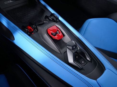 Used 2024 Lamborghini Revuelto image 29