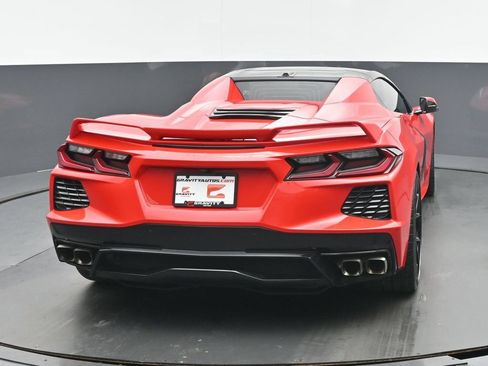 Used 2021 Chevrolet Corvette Stingray Preferred Conv w/ Z51 Performance Package RWD image 4