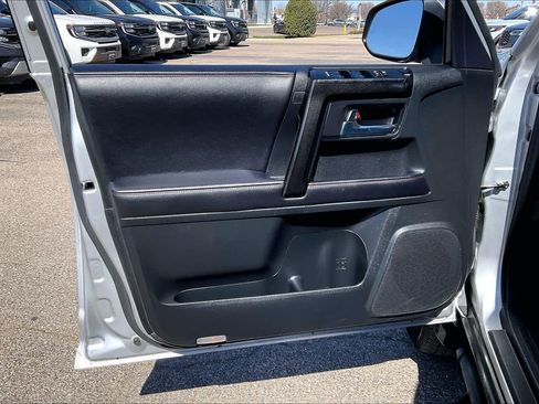 Used 2023 Toyota 4Runner TRD Off-Road image 22