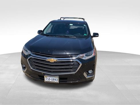 Used 2018 Chevrolet Traverse Premier w/ Driver Confidence II Package FWD image 5