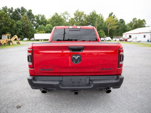 Used 2022 RAM 1500 Big Horn w/ Built-to-serve Edition image 4
