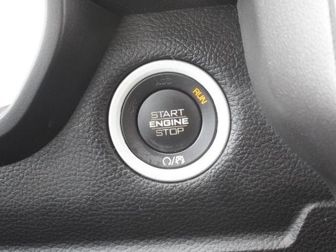 Used 2021 RAM 1500 Big Horn image 31