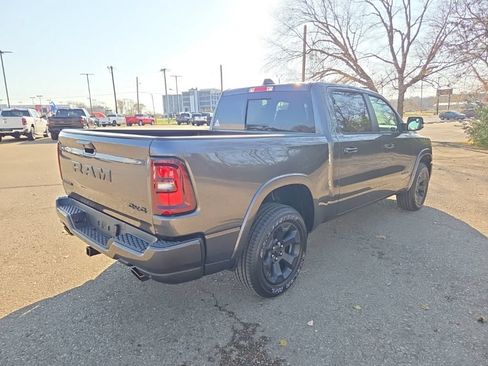 New 2026 RAM 1500 Big Horn AWD/4WD image 8