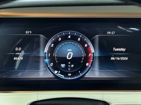 Used 2019 Mercedes-Benz S 450 Sedan image 17
