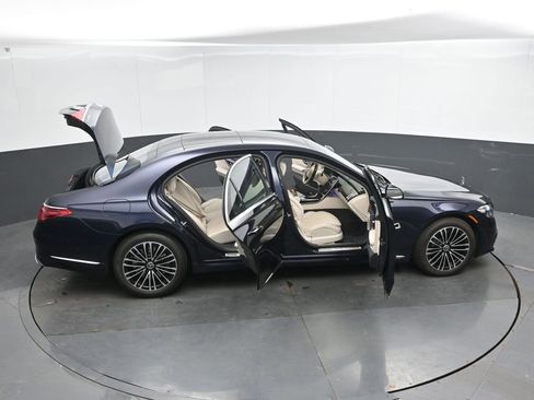 Used 2025 Mercedes-Benz S 580 4MATIC Sedan image 46