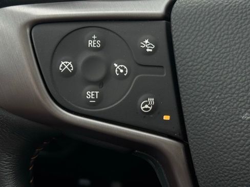 Used 2022 GMC Terrain AT4 w/ Infotainment Package II image 11