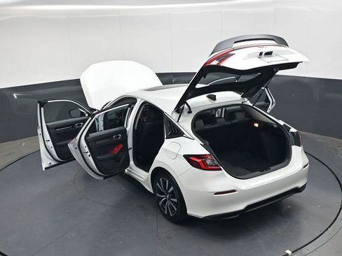 Used 2024 Honda Civic EX-L image 37