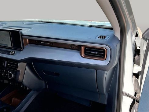 Used 2024 Ford Maverick Lariat FWD image 18
