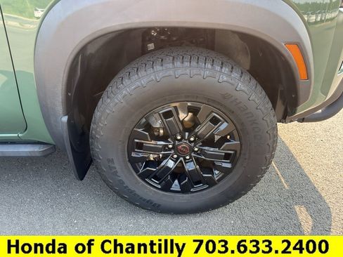 Used 2022 Nissan Frontier PRO-4X w/ Technology Package AWD/4WD image 27