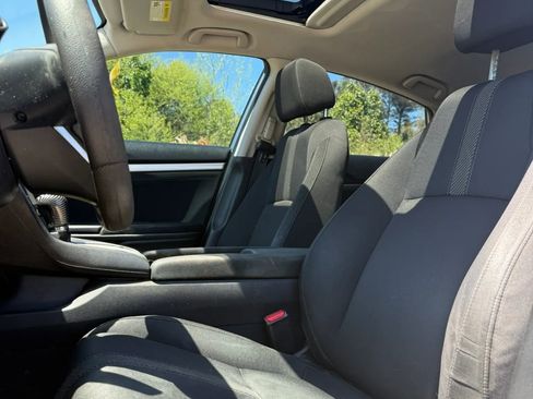 Used 2017 Honda Civic EX image 5