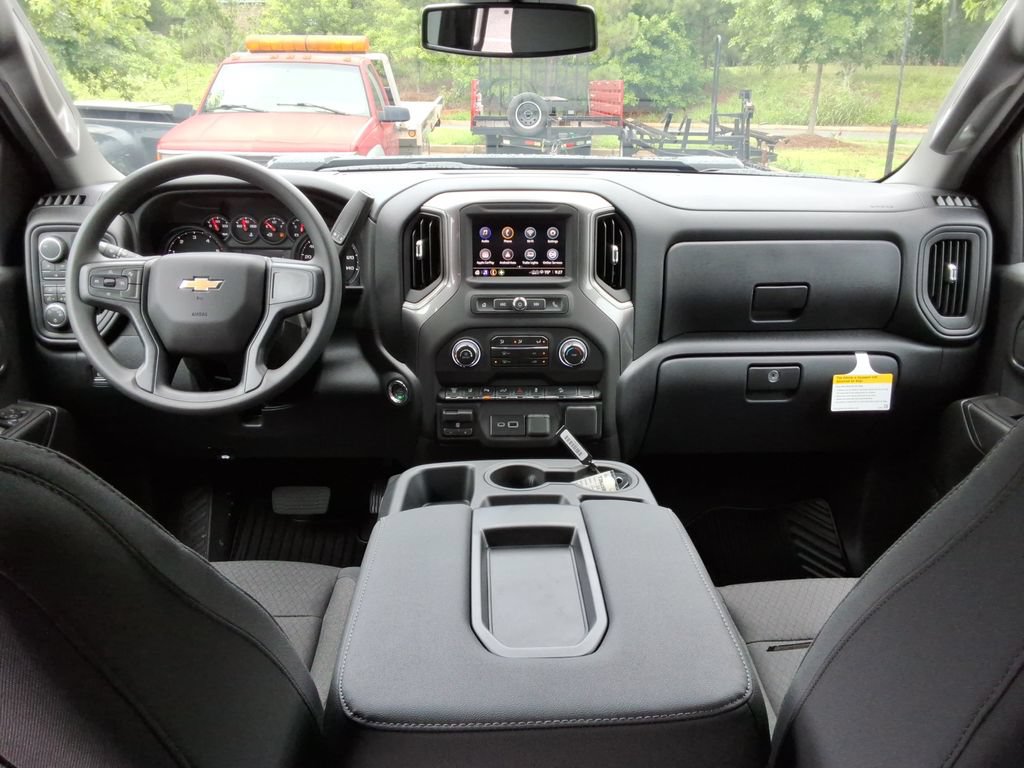 New 2026 Chevrolet Silverado 2500 Custom w/ Custom Value Package AWD/4WD image 18