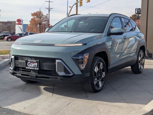 Certified 2025 Hyundai Kona SEL image 10