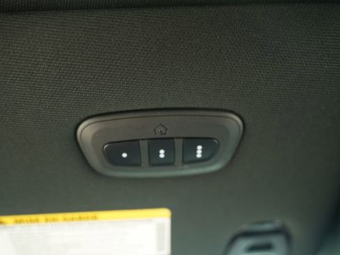 New 2026 RAM 2500 Laramie AWD/4WD image 37
