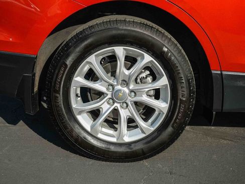 Used 2020 Chevrolet Equinox LS w/ LS Convenience Package AWD/4WD image 12