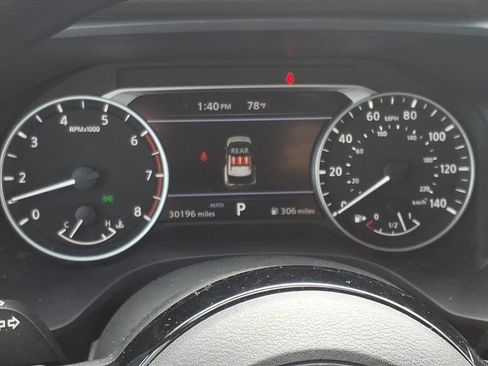 Used 2023 Nissan Rogue SV image 19