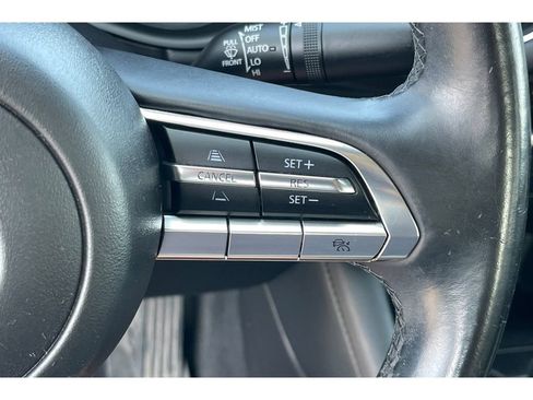 Used 2022 MAZDA MAZDA3 s FWD image 37