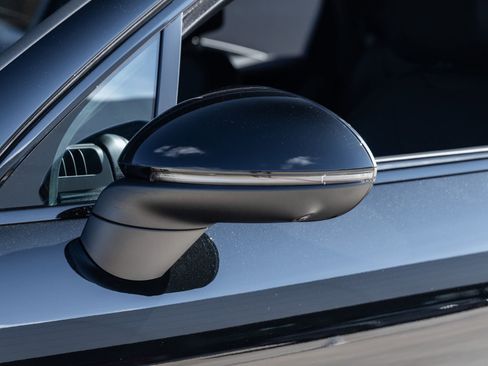 Certified 2025 Porsche Cayenne S AWD/4WD image 17