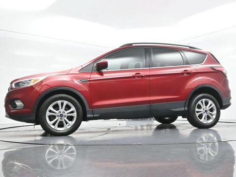 Used 2018 Ford Escape SE w/ SE Sync 3 Package FWD image 42