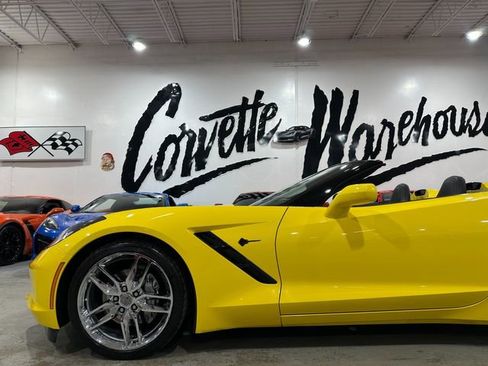 Used 2018 Chevrolet Corvette Stingray Convertible w/ 3LT Preferred Equipment Group image 6