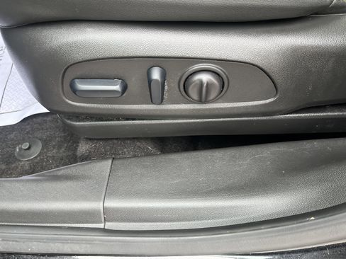 Used 2024 Chevrolet TrailBlazer ACTIV w/ Convenience Package image 10