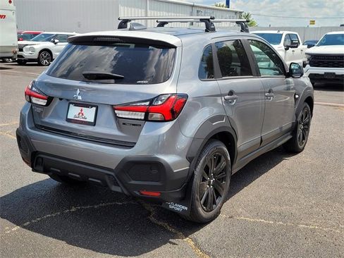 New 2025 Mitsubishi Outlander Sport SE image 4