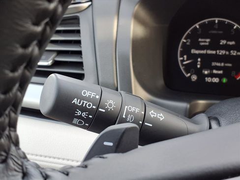 Certified 2025 Honda Odyssey Touring image 31