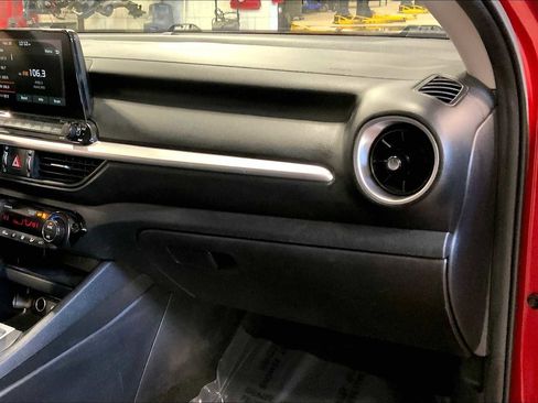 Used 2019 Kia Forte LXS image 16