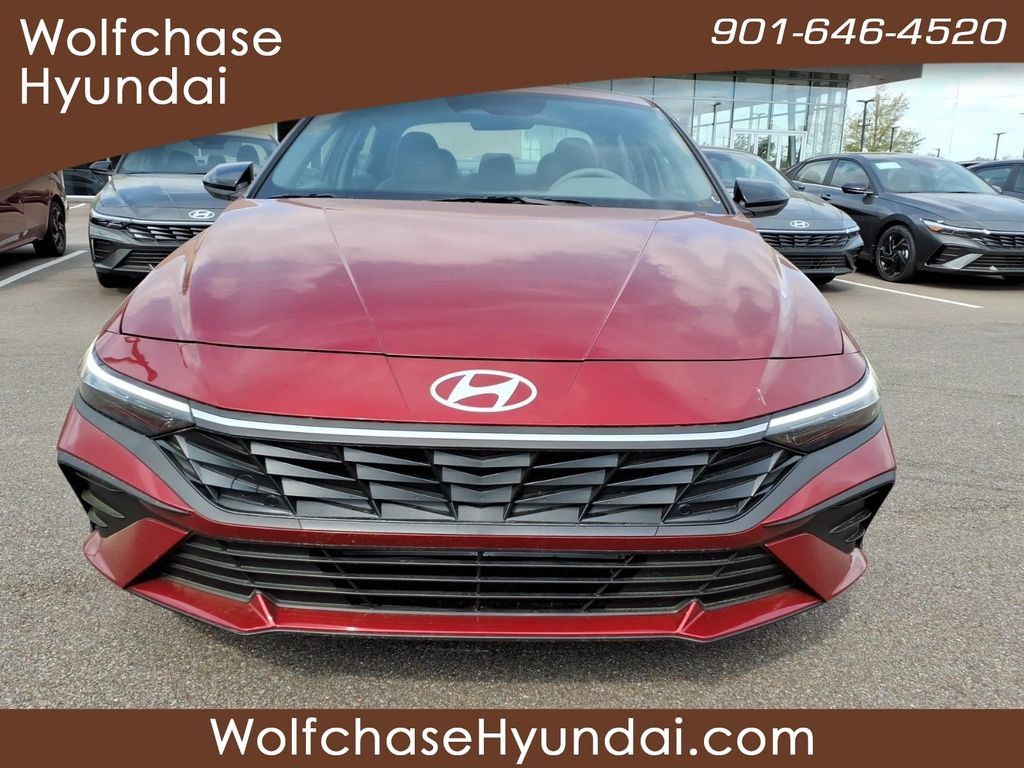 Certified 2026 Hyundai Elantra Sport FWD image 8