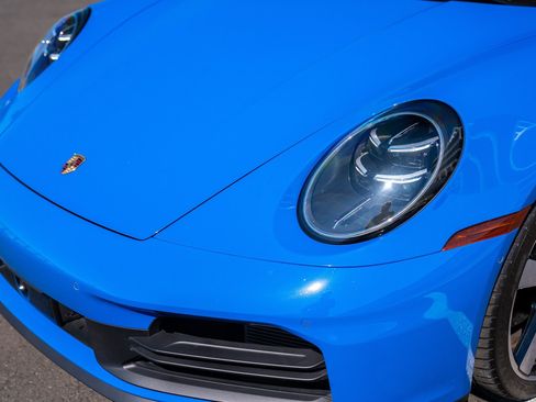 Certified 2025 Porsche 911 Carrera RWD image 30