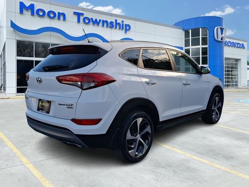Used 2016 Hyundai Tucson Sport AWD/4WD image 6