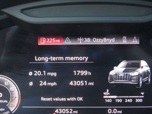 Used 2023 Audi Q7 2.0T Premium w/ Convenience Package AWD/4WD image 23