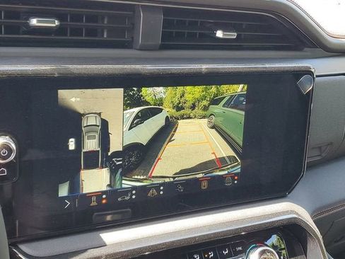New 2026 GMC Sierra 1500 AT4 w/ AT4 Premium Package AWD/4WD image 23
