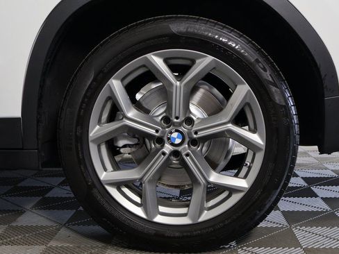 Used 2024 BMW X3 sDrive30i w/ Convenience Package RWD image 15