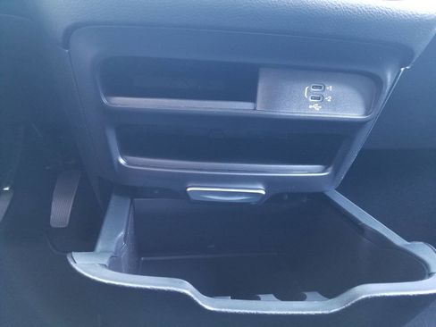 New 2026 Chrysler Voyager LX image 30