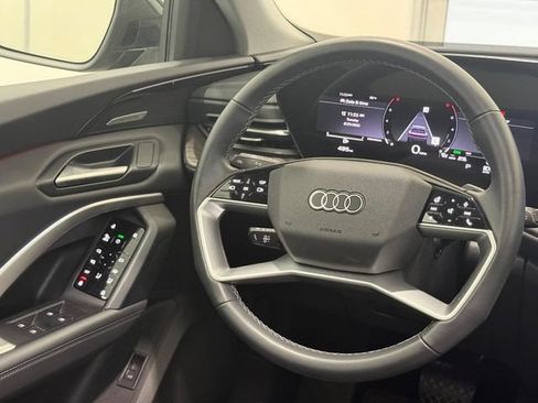 Certified 2025 Audi Q5 Premium Plus w/ Premium Plus AWD/4WD image 12