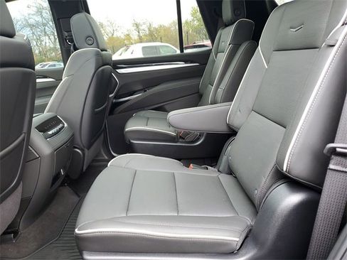 New 2025 Cadillac Escalade Sport w/ Touring Package image 24