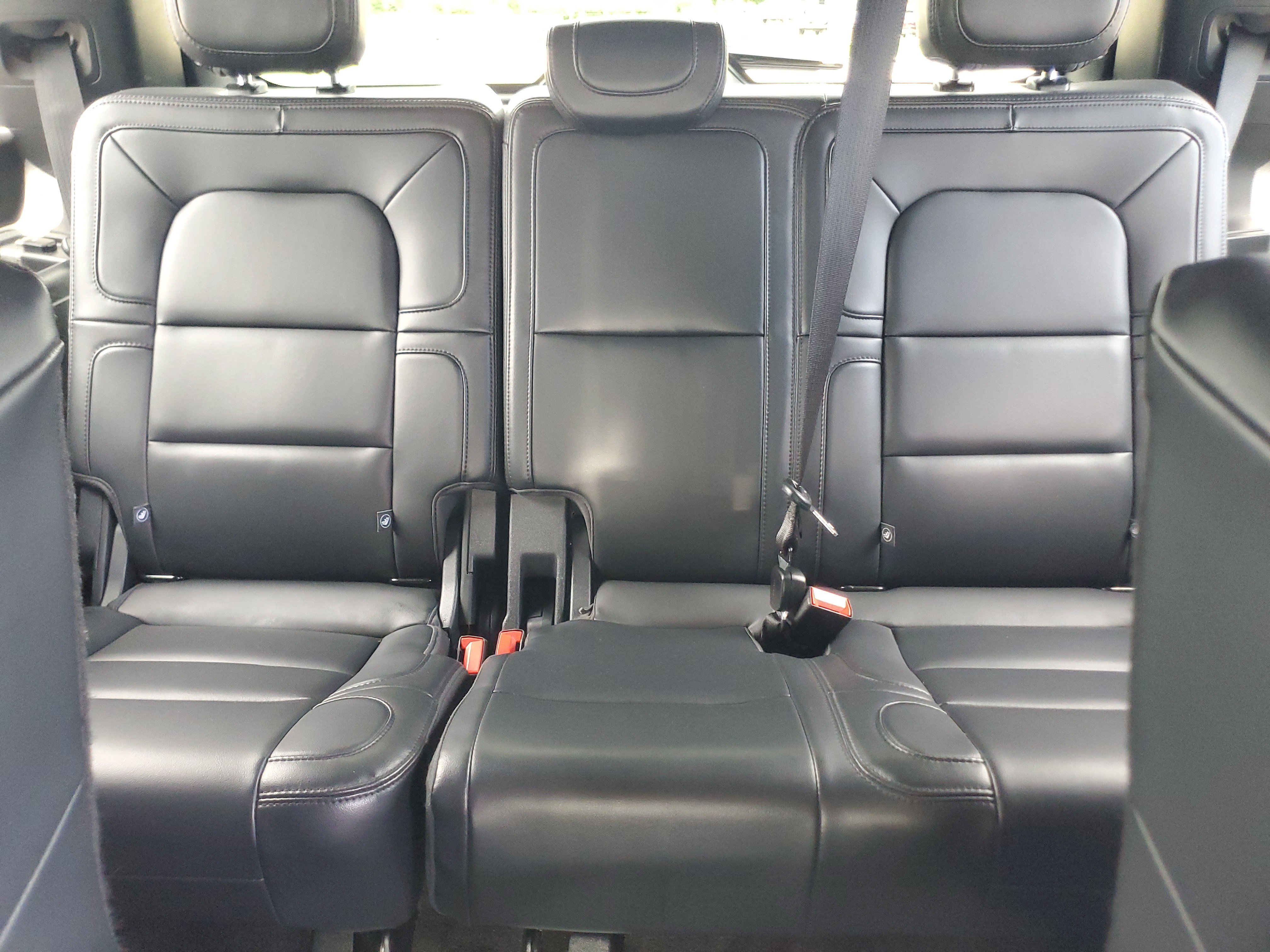 Certified 2024 Lincoln Navigator Reserve AWD/4WD image 20