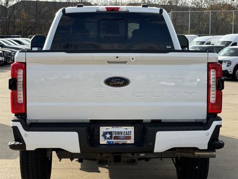 New 2026 Ford F350 Lariat w/ Black Appearance Package image 32