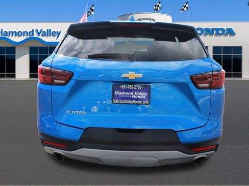 Used 2025 Chevrolet Blazer LT image 5