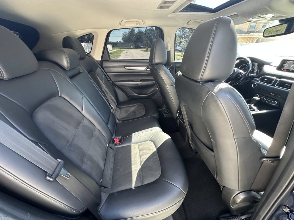 Used 2018 MAZDA CX-5 Touring w/ Preferred Equipment Package FWD image 12