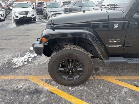 Used 2018 Jeep Wrangler Unlimited Sahara image 5